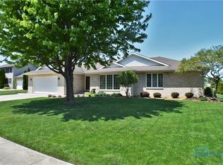 659 Fairway Dr, Elmore, OH 43416