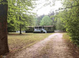 59 Peachtree Lake Dr, Sharpsburg, GA 30277