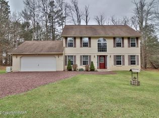 5249 Beechwood Rd, Blakeslee, PA 18610