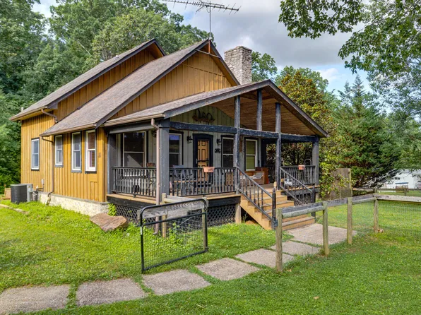 10 Clubhouse Rd, Delta, PA 17314