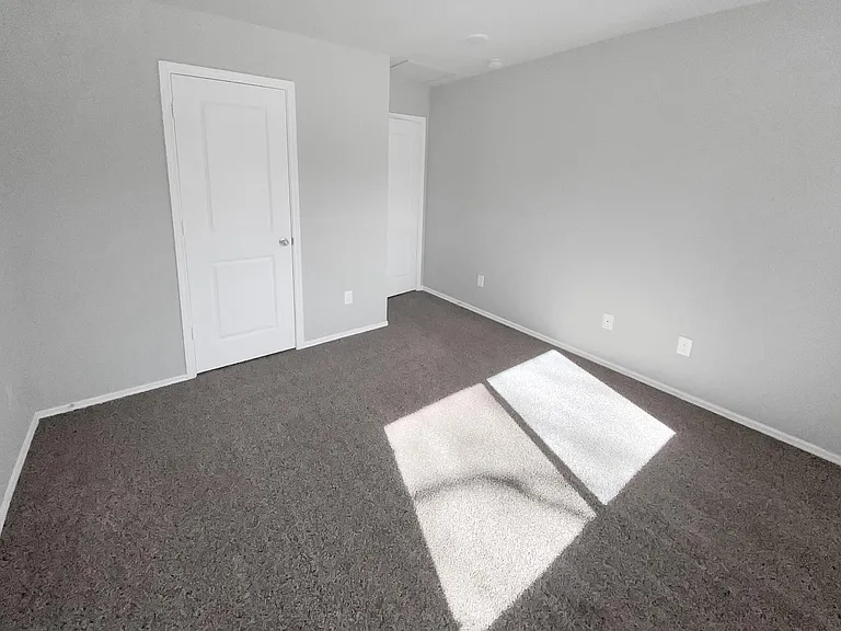 1202 Saint Lawrence River Rd — Photo 14