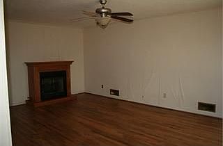5th image of 1433 Westchester St