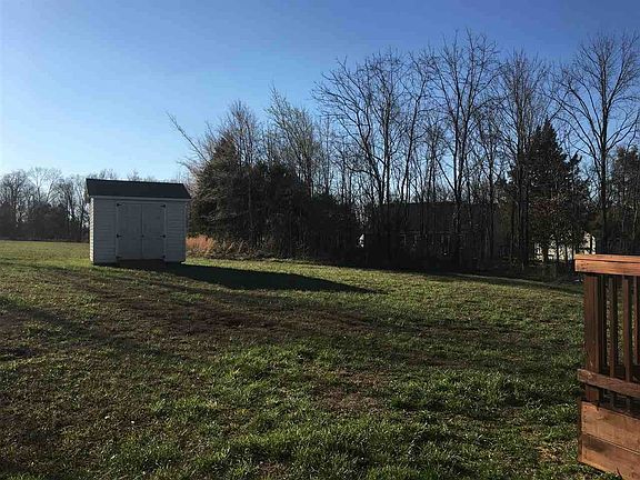 4th image of 360 White Dogwood Dr