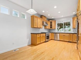 608 S 25th St, Renton, WA 98055