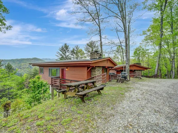 315 Blue Ridge Pkwy, Bryson City, NC 28713