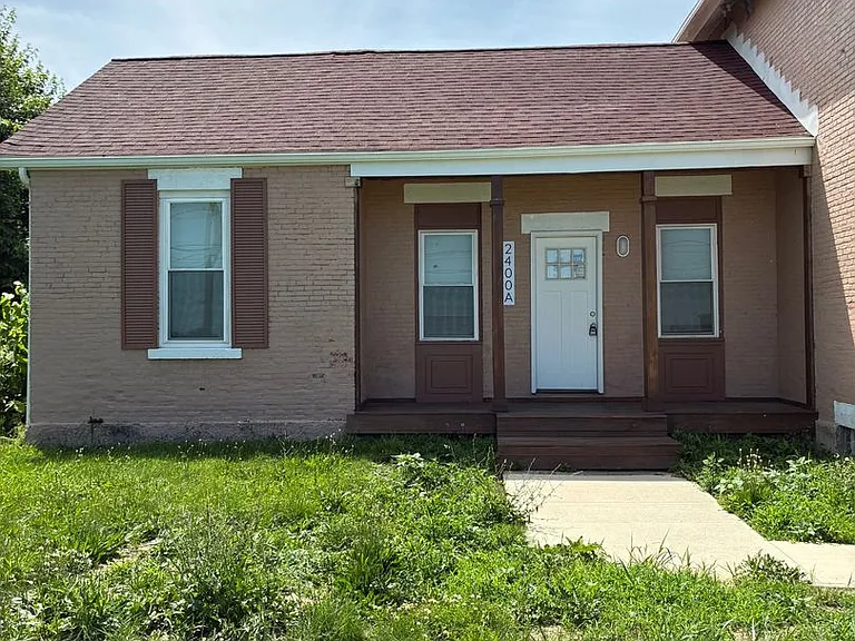 2400 Oberlin Ave — Photo 6
