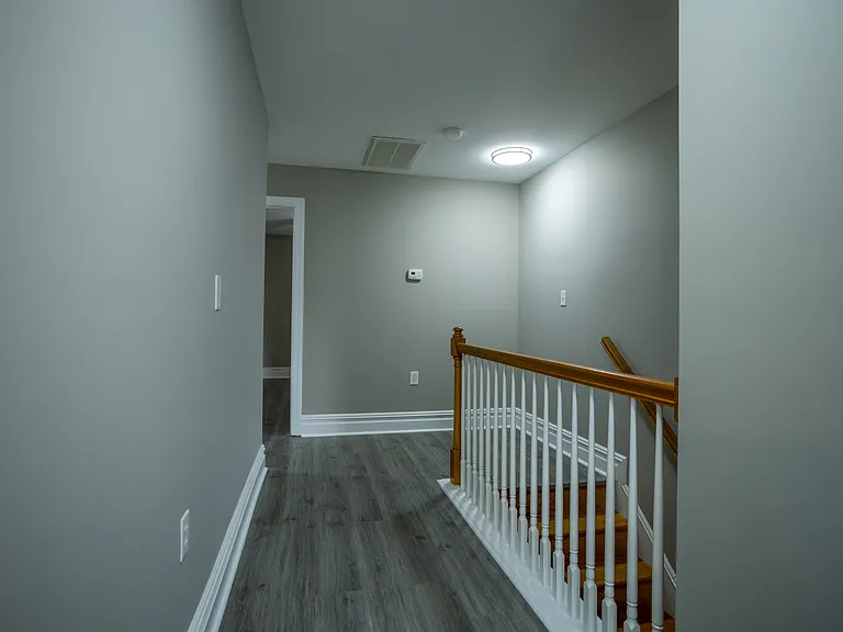 1306 W Clay St — Photo 17