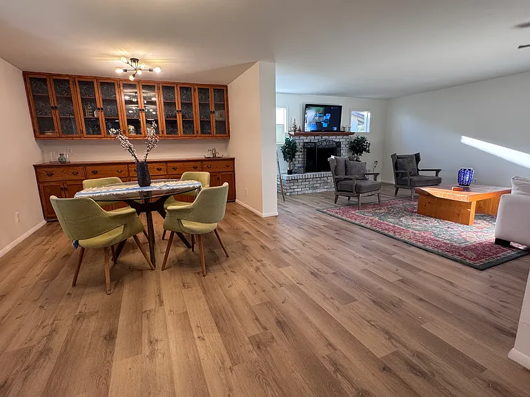 1929 E El Parque Dr — Photo 3