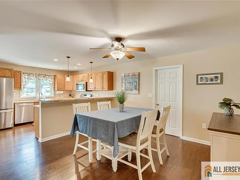 39 Kendall Rd — Photo 15