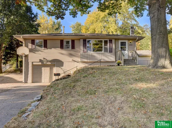 4906 N 95th Cir, Omaha, NE 68134