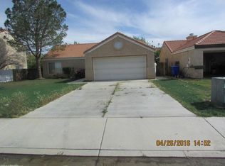 10433 Vintage Rd, Adelanto, CA 92301