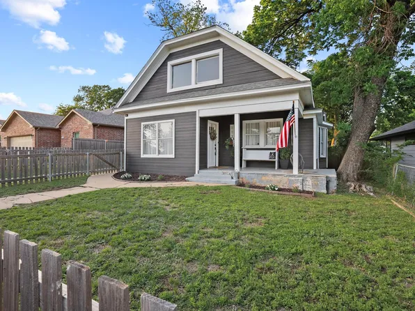113 W Morton St, Denison, TX 75021