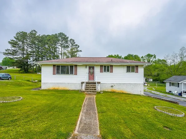 2015 Burma Rd, Rossville, GA 30741