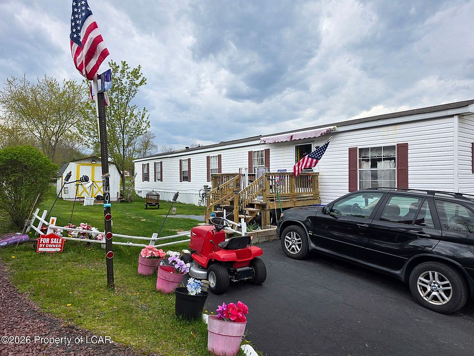 1st image of 245 Silver Maple Ln