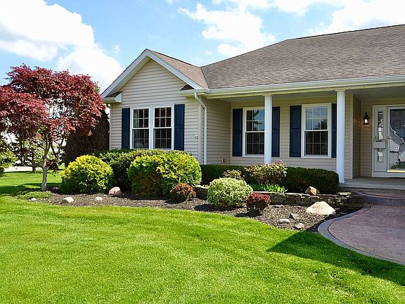 3rd image of 7249 Ashley Ln