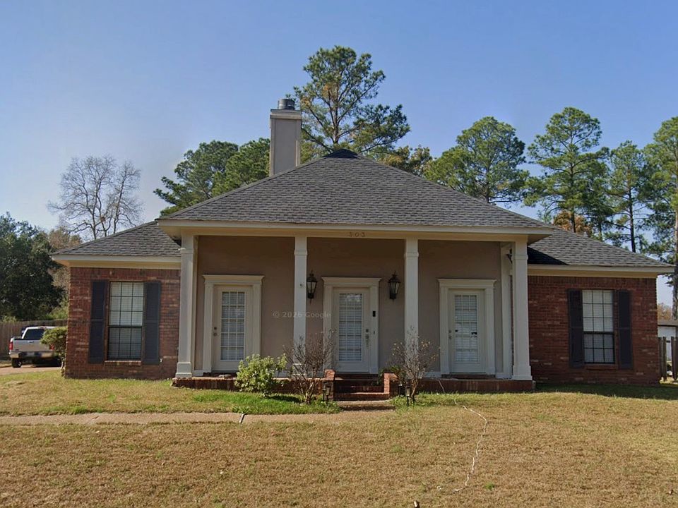 1st image of 303 Arlington Cir