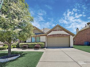 498 Commonwealth Ln, Fate, TX 75189