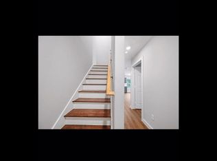 7410 Pond St, Houston, TX 77028