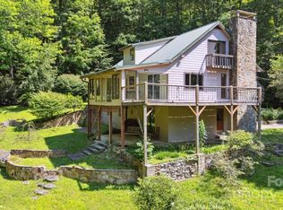 44 Rainbow Rd, Highlands, NC 28741