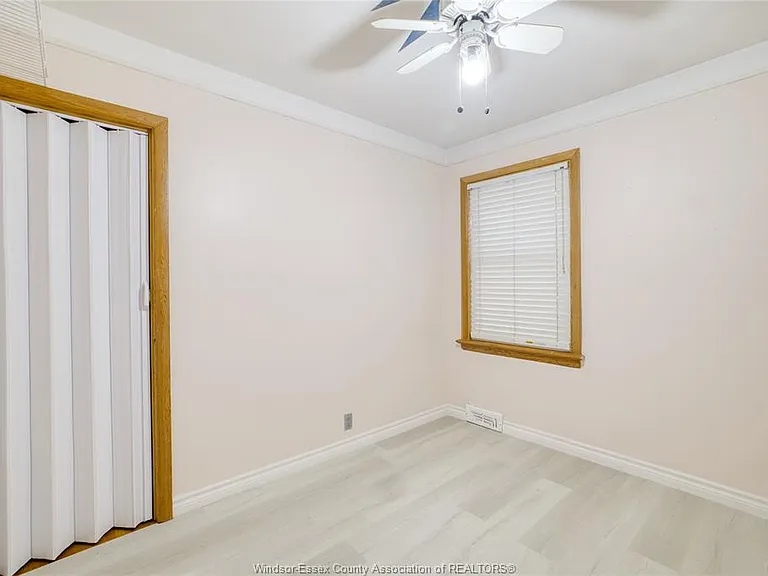 3858 Hillcrest Blvd — Photo 9