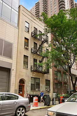 Rented by Corcoran | media 16