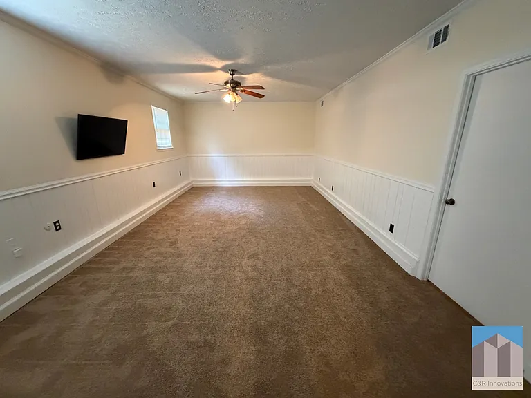 734 Marthas Dr — Photo 22
