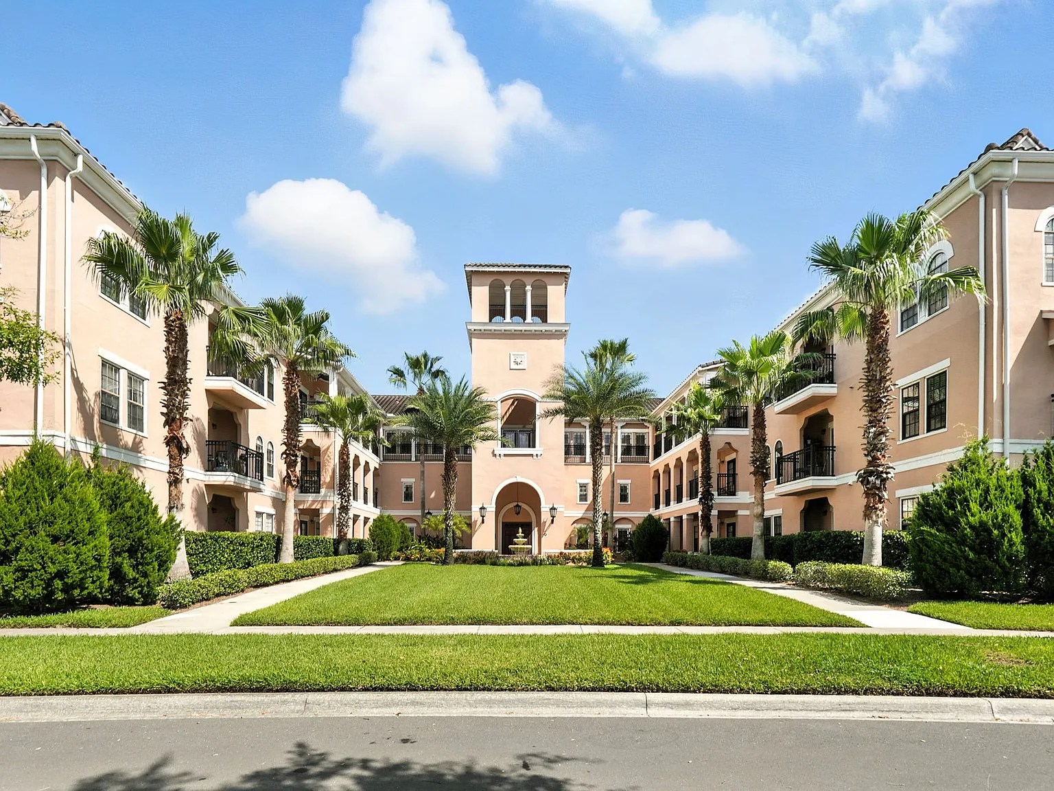 211 Longview Ave #306, Celebration FL 34747 — Photo 1
