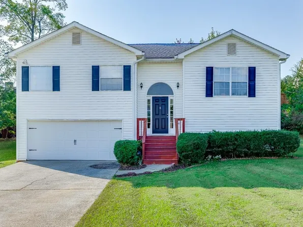 5822 Harbor Dr, Buford, GA 30518