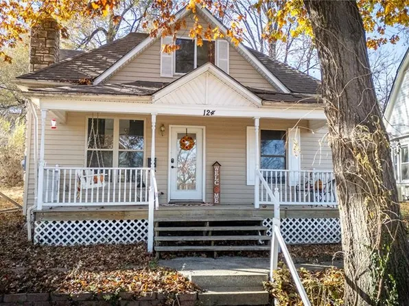 124 Wildwood St, Excelsior Springs, MO 64024