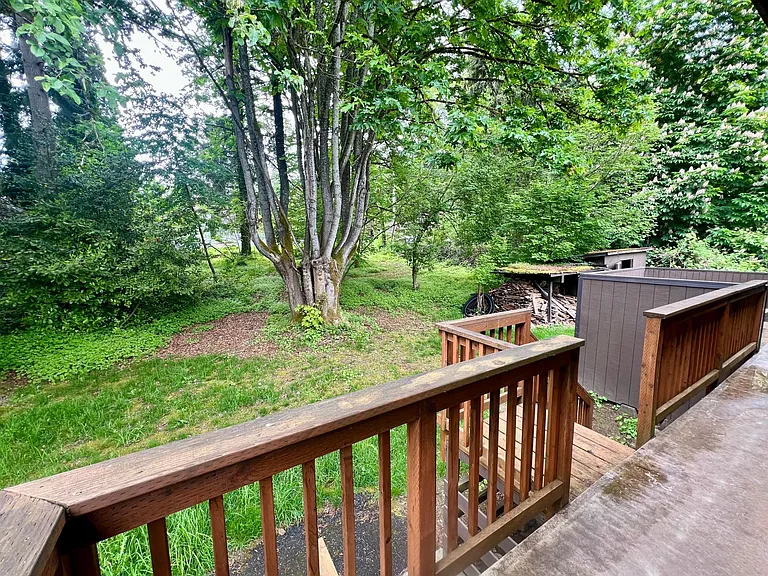 2215 S Castle Way — Photo 22