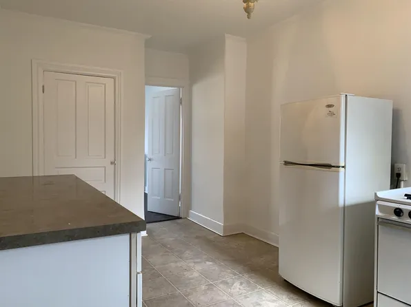 223 Briggs St, Harrisburg, PA 17102