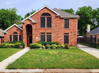 1804 Newcastle Dr, Mansfield, TX 76063
