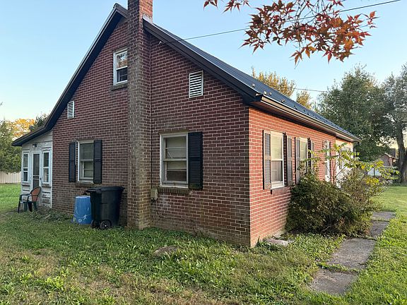 2nd image of 961 Old Harrisburg Rd