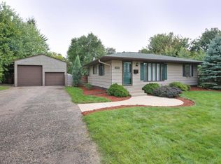 7054 Cooper Ave, Inver Grove Heights, MN 55076