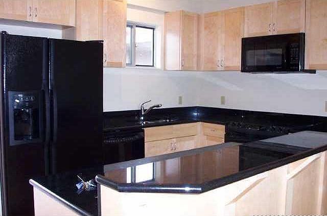 2nd image of 711 W 26th St APT 705