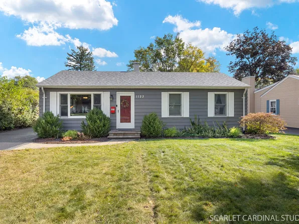 1123 Grant St, Wheaton, IL 60189