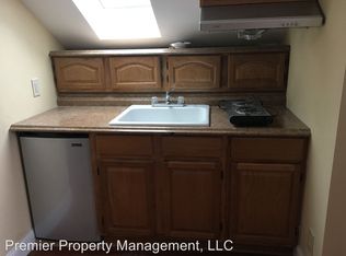 560 Main St APT 1, Pawtucket, RI 02860