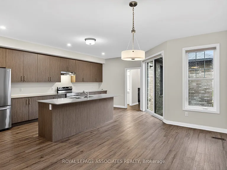 1047 Rippingale Trl — Photo 8