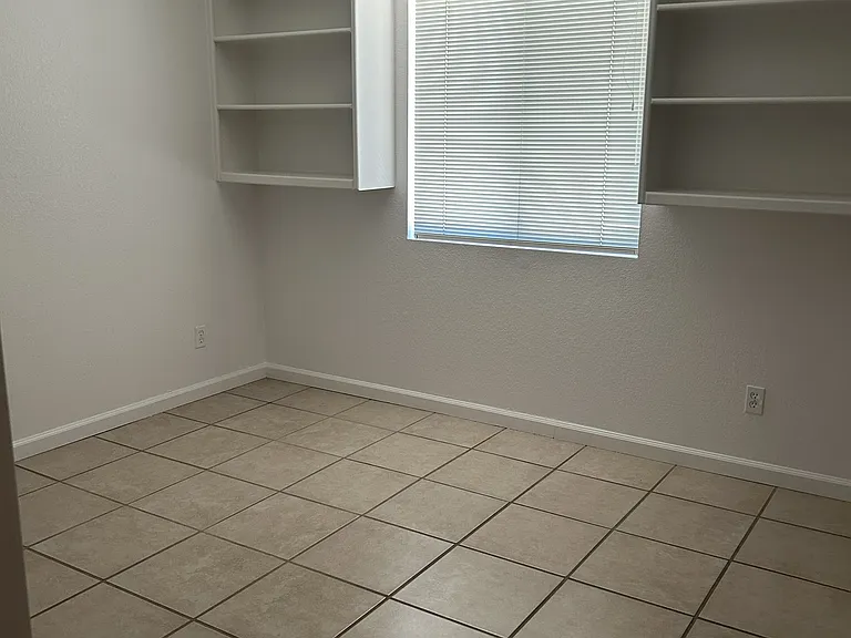 11830 N Joi Dr — Photo 16