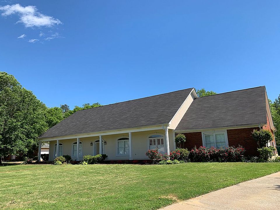 1st image of 675 Homestead Ln