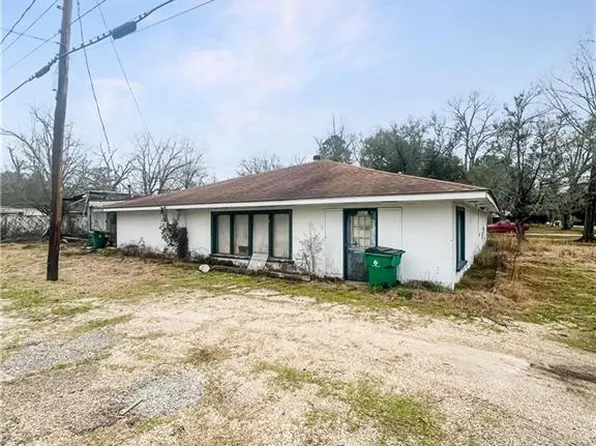 802 Avenue J, Bogalusa, LA 70427