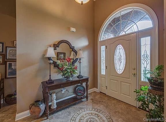 4th image of 1639 Elkhart Cir