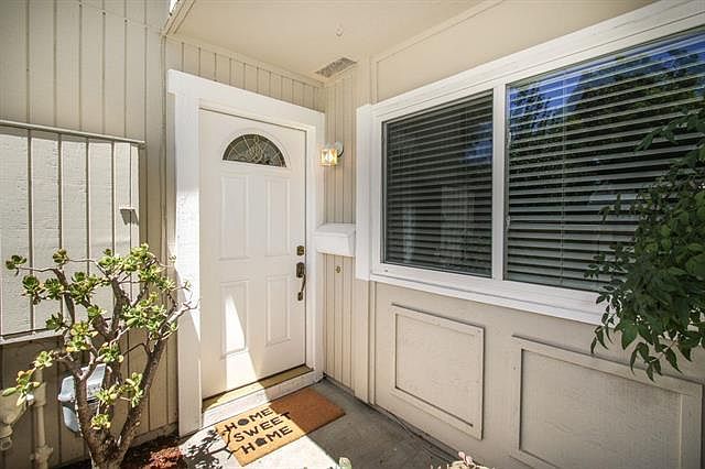 1st image of 775 Comet Dr
