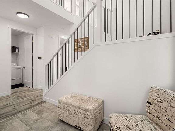 3rd image of 1041 N Iron Landing Way