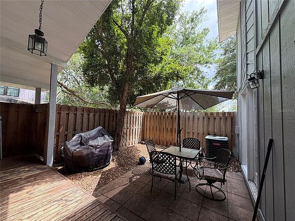 5th image of 4574 Lighthouse Cir #23