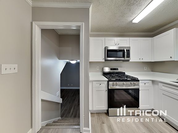 4th image of 1219 Ashbrook Dr