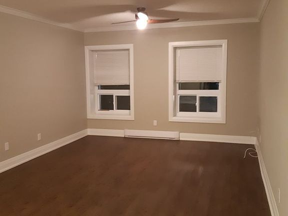 4th image of 26 Spencer St E #106