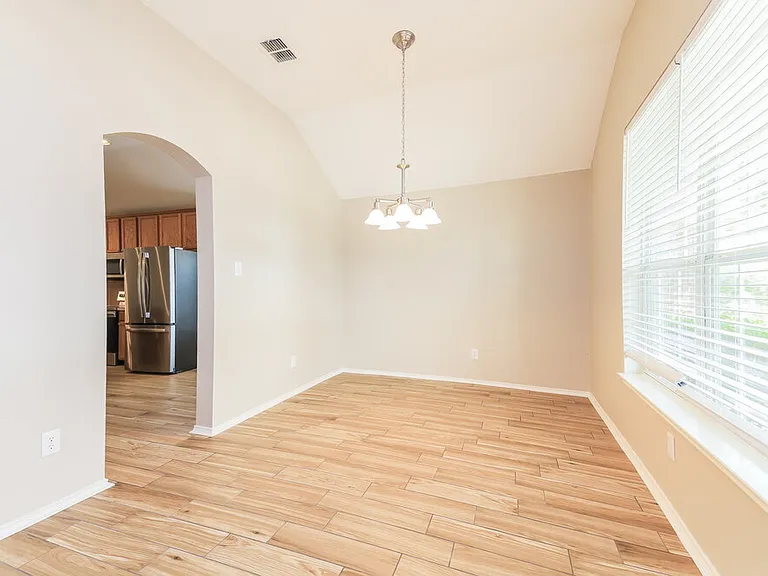 709 Fireberry Dr — Photo 6