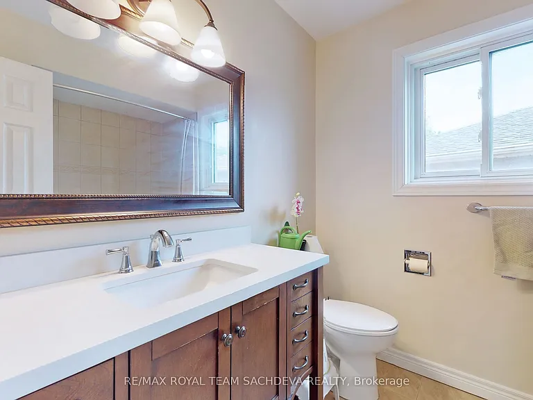 1614 Melman St — Photo 27
