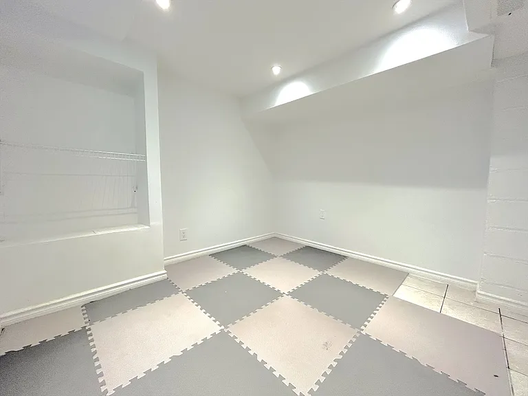 65 Hillview St #B2 — Photo 5
